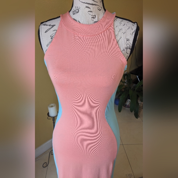MAXI Bodycon Baby Blue & Peach Color Block Dress Size Small/Medium - Picture 3 of 6